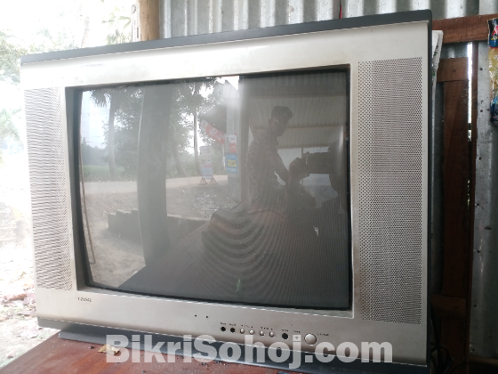 CRT টেলিভিশন